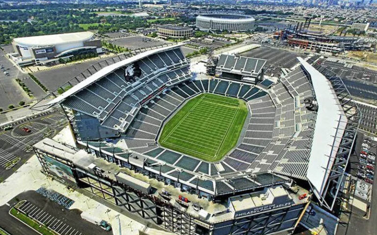 莱昂纳德与,快船对决,邂逅终成遗,10bet体育指数,体育赛事数据,赛事指数资讯,足球比赛指数,体育赛事平台